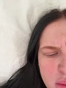 brunetteGirl274 live sex cam