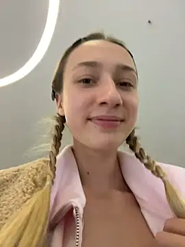 Lia__Love live sex cam
