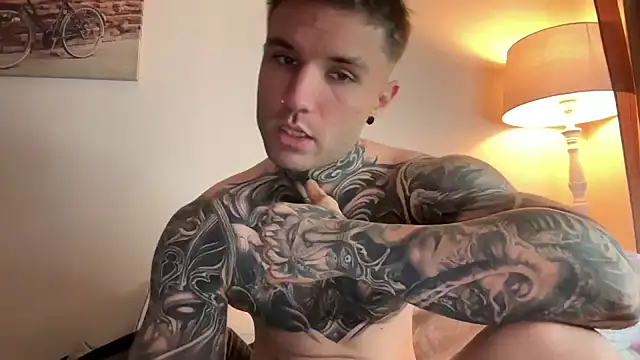 Larsskeet live sex cam