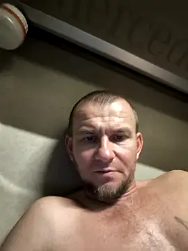 RoadDaddyXL live sex cam