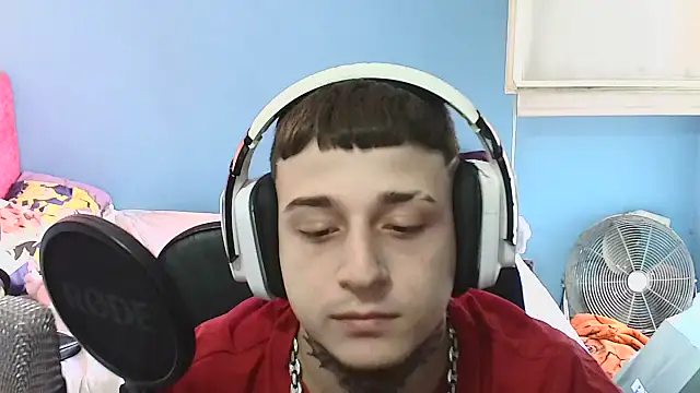 Nenejoven16- live sex cam