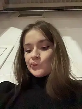 KittyQueeny live sex cam