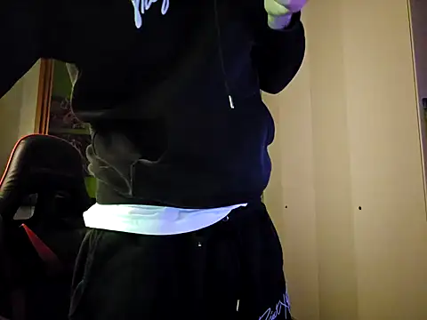 MASTERBULLY live sex cam