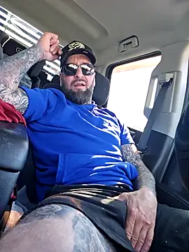 Beardedtattood live sex cam