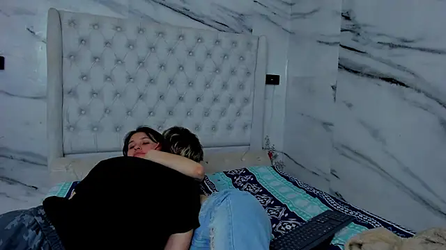 Ari_and_Storm's web cam