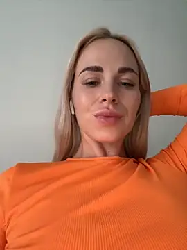streetdoll live sex cam