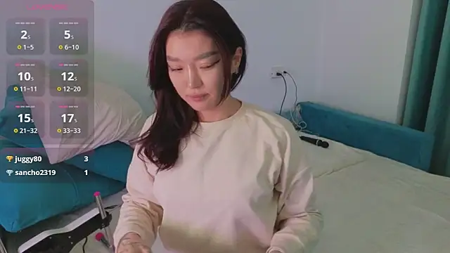 AudreyMell live sex cam