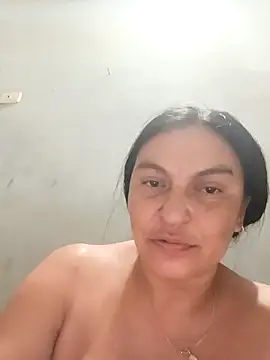 Horny-Mommy-Dirty live sex cam