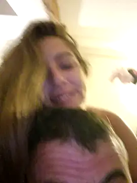 LoLa-69-X live sex cam