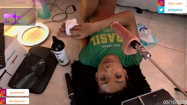 alejo_cute live sex cam