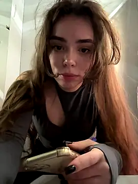 pantyless live sex cam