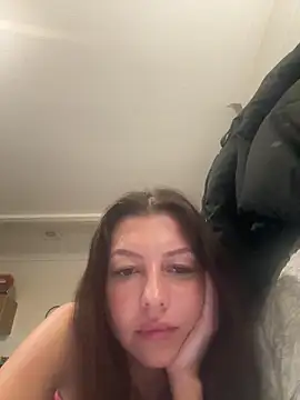 LuluMaexox's web cam