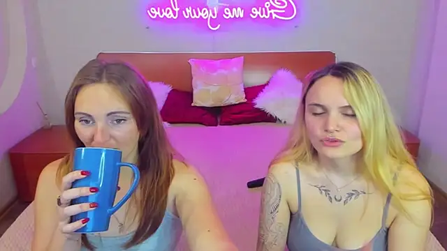 MagicEyess live sex cam