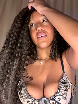 Kaiisa_ live sex cam