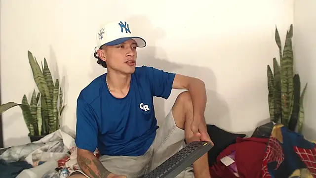 Edward_Milleer live sex cam