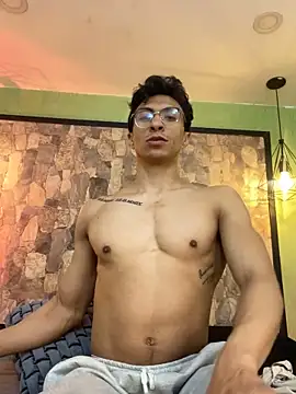 ApoloCruz live sex cam