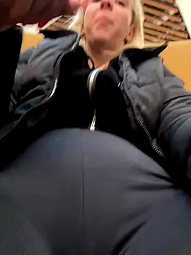 LikaCat live sex cam