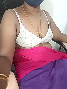 Tamil-hotwife's cam snapshot