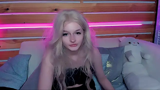 Leona_Allenn's web cam