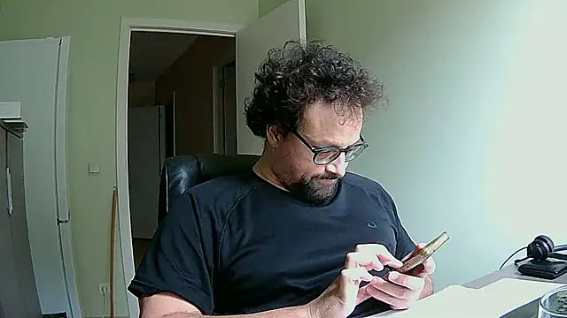 littlehairyman live sex cam