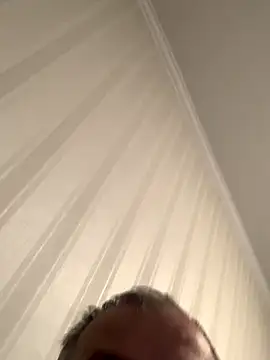 Frosl live sex cam