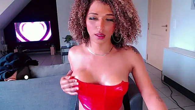 Ciinamonloren live sex cam