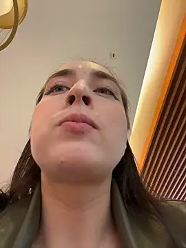 Holly_Play live sex cam
