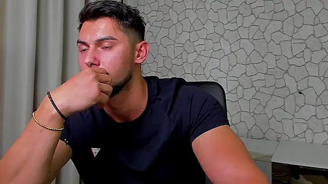 ClintMasters live sex cam