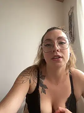 TalullaX live sex cam