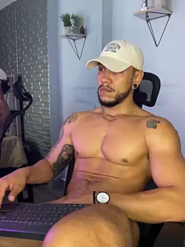ARON_TAYLER01 live sex cam