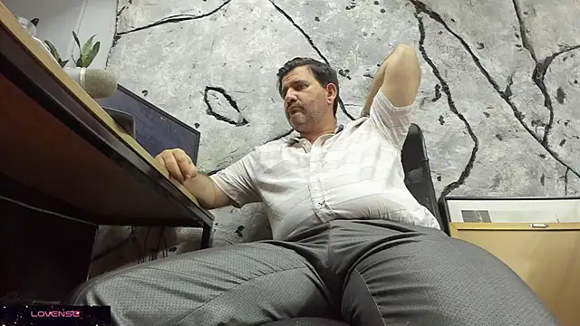 Maxi_thebig_daddy live sex cam