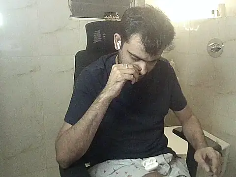 king_kong_india1 live sex cam