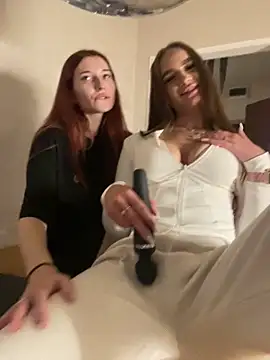 caressyourself live sex cam