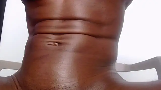 drake_brwon_23 live sex cam