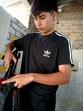 Lukas_strong live sex cam
