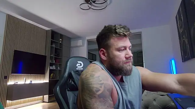 UbbeViking live sex cam