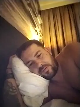 iunutmi live sex cam