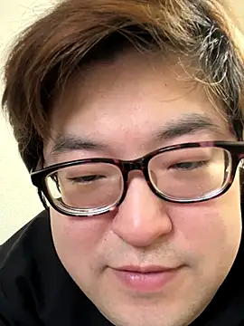 yuuki198912 live sex cam