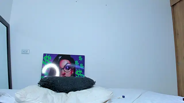 andrea_cherryy live sex cam