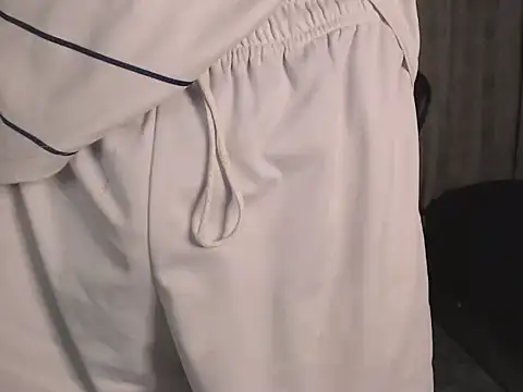HomeAloneK live sex cam