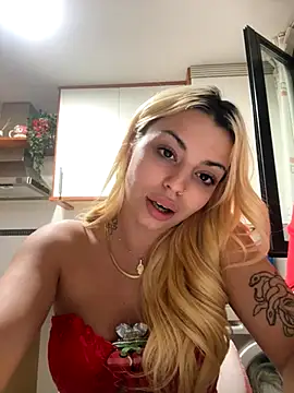 Noeliagglow live sex cam
