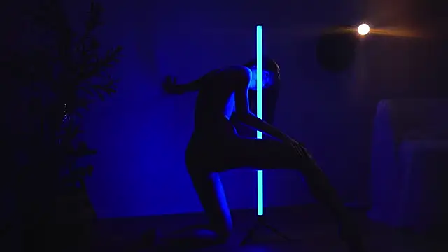 alittlestarrr live sex cam