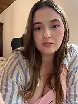 Kamilla_Loop live sex cam
