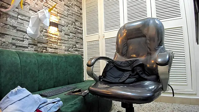 DamiBright live sex cam