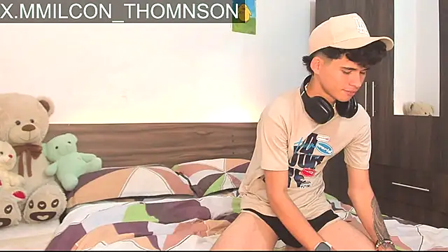Milcon_Thomson live sex cam