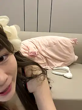 ninaya_x live sex cam