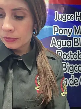 Alysson-- live sex cam