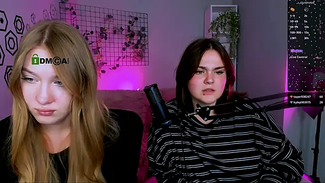 playful_sophie live sex cam