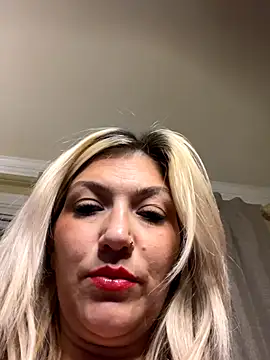 LittleMissEeve live sex cam
