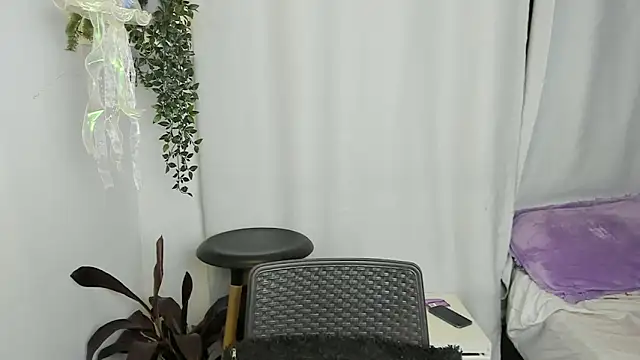 santy-kitty live sex cam